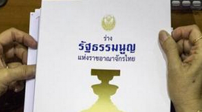 泰国准备新宪法公投 猕猴搞破坏撕毁选民名单 泰国准备新宪法公投 猕猴搞破坏撕毁选民名单