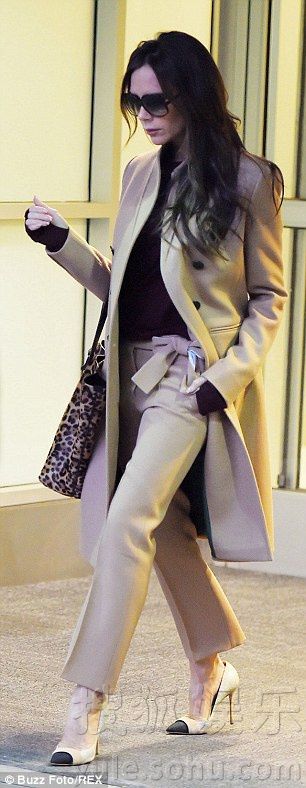 �������������ɩ������װ��������Ů����ʮ��