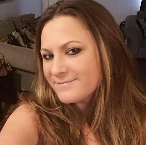 美国女子每天给男友喂母乳增进感情 美国女子每天给男友喂母乳增进感情