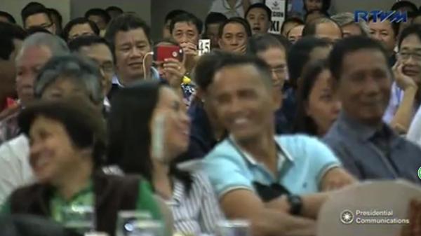 图为现场听众的回应