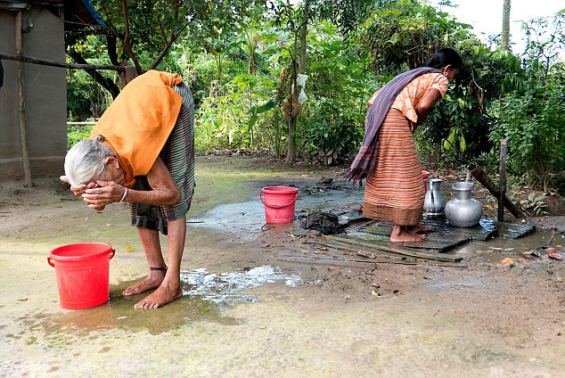 �ϼ�����ĸŮ��ͬ��һ�� �Ҹ�����45��