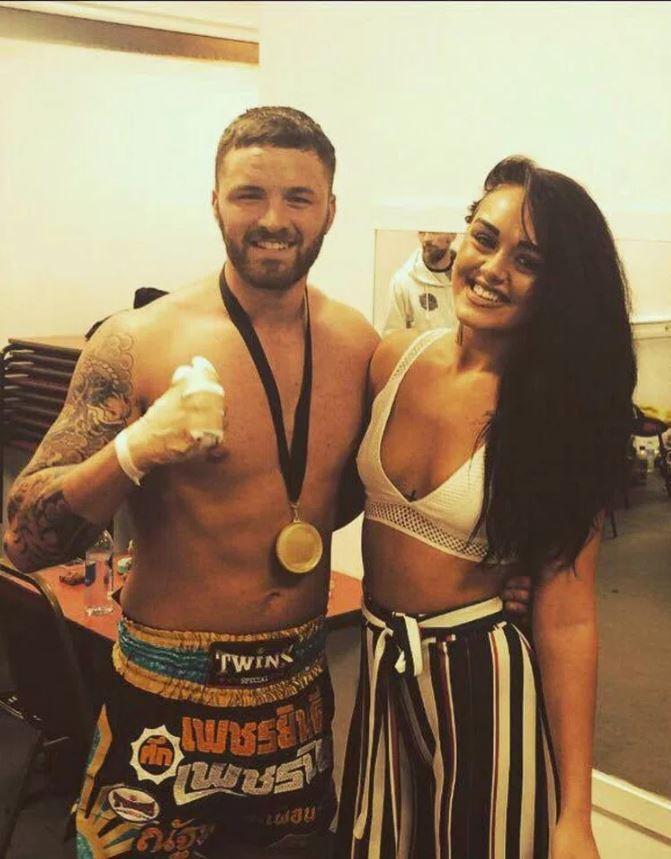 ȭ���ֱ���Ů��1Сʱ ����߹Ǵ������