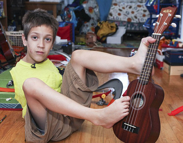 ��ͼ�����ޱ�ĸ���ԽŴ���Ц��������ս