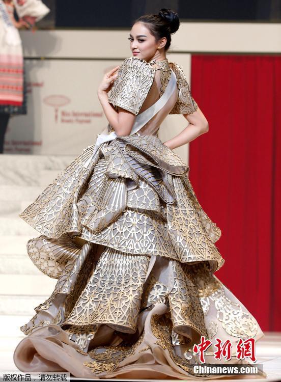 ��56�����С��ѡ���������� ���ɱ�С����