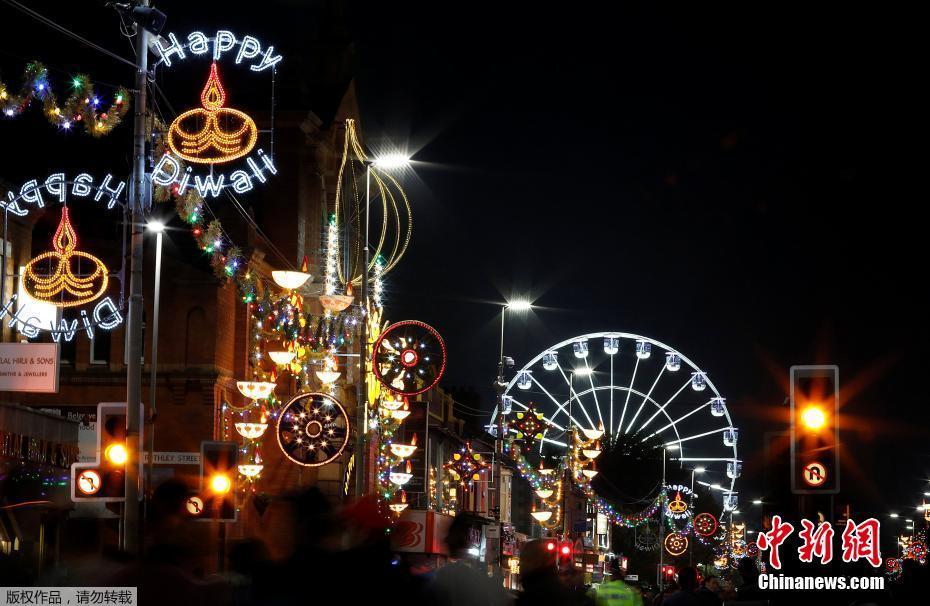 Ӣ��������ף���ŵƽڡ� ���̻�Ħ�����Ͽ�����