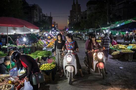 ��������յ��й�ҹ�С�