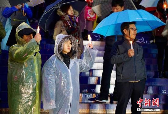 ͼ31Ǻ˶գͦӡȻ֧ߣ롰ӡڵվԵĴģᡣӡ׶⻯Ź㳡мᣬҪܷԺͨͳͦӡھ⻯Ź㳡500ҵ׶ᣬ־١̫족ߺЧɢᡱȿںšֳԼ1.6ͼΪӡ⼯ᡣ<a target='_blank' href='http://www.chinanews.com/'></p><p  align=