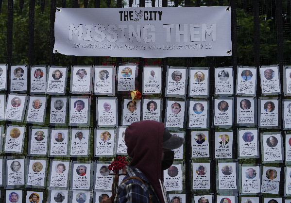 全球连线丨面具后的美国