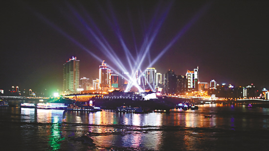 ����ͼƬ�������г�������ͷ��ҹ��