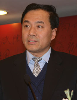 ���貿������������ϯ����г��� ���εز�����̸��