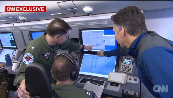 CNN����������P-8A��Ǳ��������