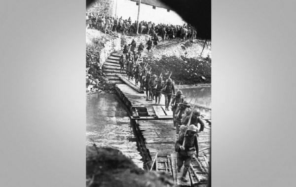 �¹���¼�Ͼ�����ɱ��һҹ1000��Ů�Ա�ǿ��