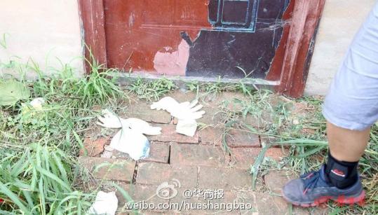 ����һ7��СŮ����"��ү"��ɱ ʬ������������