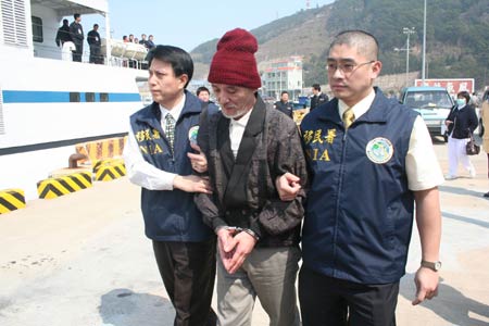 大陆劫机犯王志华二十八日上午在马祖福澳码头,被顺利遣返大陆