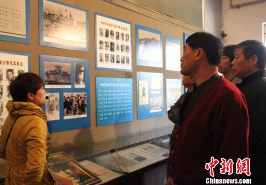 14位台湾书画家访保定军校冀加强两岸文化交流