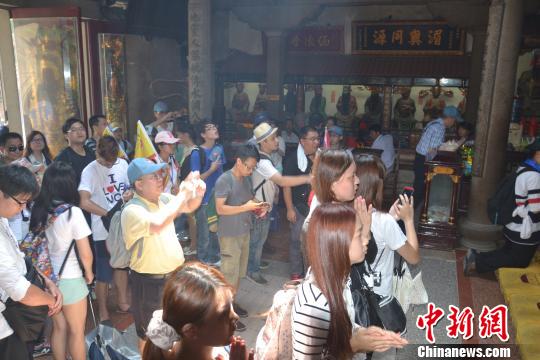 台北兴安宫组团至“妈祖故里”湄洲岛谒祖进香 台北兴安宫组团至“妈祖故里”湄洲岛谒祖进香