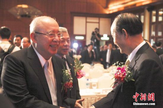 中共江西省委书记强卫率团与会。中国国民党荣誉主席吴伯雄、台湾海峡交流基金会董事长林中森。 中共江西省委书记强卫率团与会。中国国民党荣誉主席吴伯雄、台湾海峡交流基金会董事长林中森。