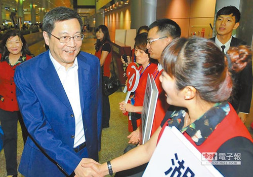 湖南省长杜家毫访台暌违18年再踏宝岛显兴奋 湖南省长杜家毫访台暌违18年再踏宝岛显兴奋