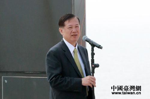 论坛发起人之一、台湾商业总会理事长、乡林集团董事长赖正镒出席论坛并致辞 论坛发起人之一、台湾商业总会理事长、乡林集团董事长赖正镒出席论坛并致辞