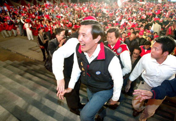 ��Ӣ�Ź�����ϯ���ϳ���¼(ͼ)