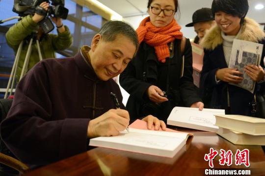 白先勇追忆“牡丹”情缘 细数悲欢离合(图) 白先勇追忆“牡丹”情缘 细数悲欢离合(图)