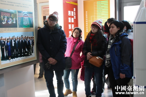 2015��������ѧ�������η��Ÿ���������ѧ����