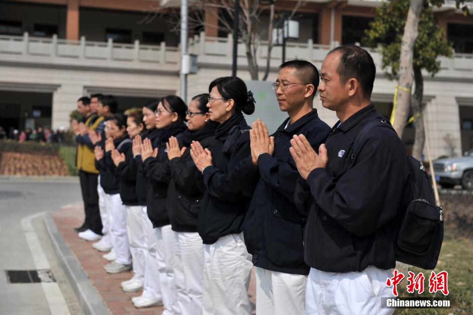 ��ͼ��̨�帴�˿��Ѳ�����Ѵ�½�ÿ������˷�����