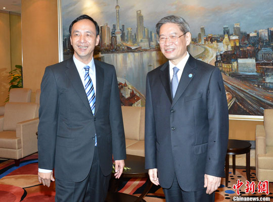 新闻背景:历届两岸经贸文化论坛及其主要成果