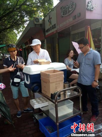 台北夫妇卖早餐“爆红”漳州:做出“真台味”