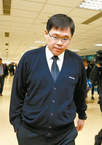 长荣争家产风波大房再出手张国炜丢海运董事