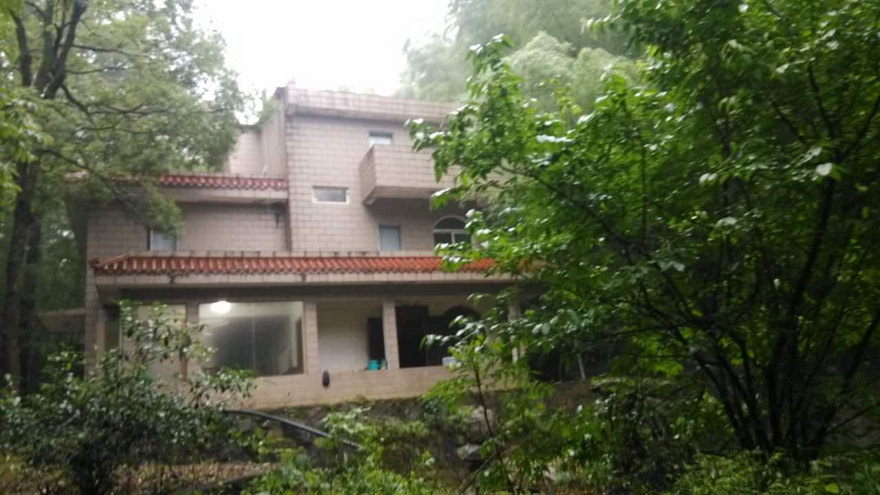 1994年,台胞张遵义从庐台房地产公司购得九江市庐岳别墅13号房产 1994年,台胞张遵义从庐台房地产公司购得九江市庐岳别墅13号房产