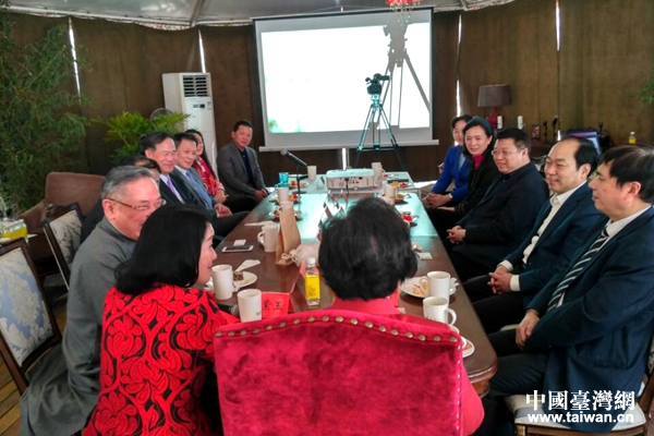 2017年台盟中央召开在京台商座谈会 2017年台盟中央召开在京台商座谈会