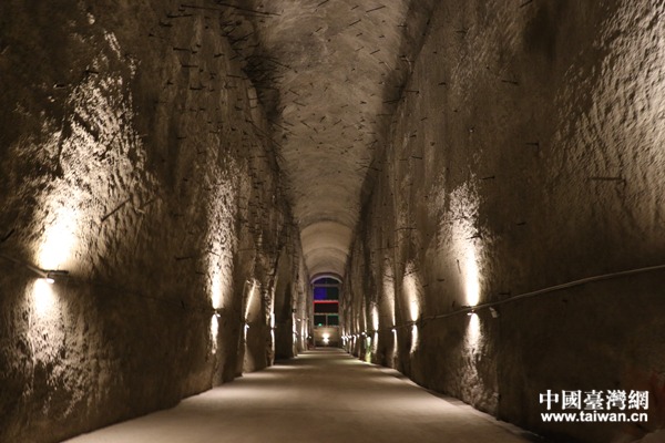 震撼、敬佩、自豪——訪『816地下核工程』手記