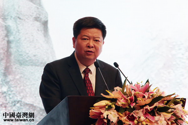 中共中央台办、国务院台办副主任龙明彪出席“中华民族抗日战争史学术研讨会”开幕式并致辞。