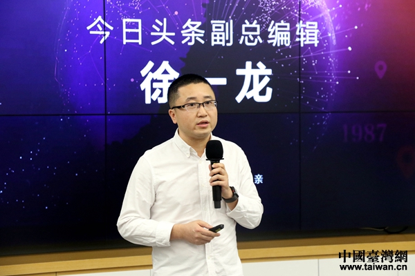 ����ͷ������Ѱ����Ŀ���� �ƶ���������������Ѱ��·