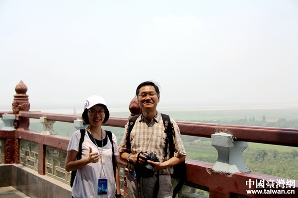 两岸青年学生走进山西永济古楼名刹 追寻中华文化 两岸青年学生走进山西永济古楼名刹 追寻中华文化