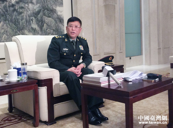 军梦,戎马半生盼统一--访军科院原副院长何雷中