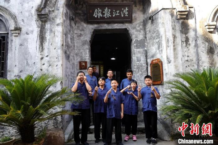 ����ͼ�����������ں齭���̳���ѧ�̵��Ļ������齭���̳� ��ͼ