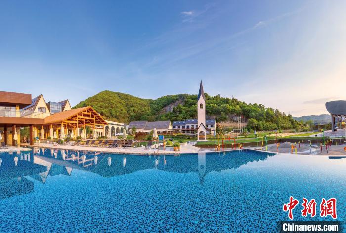 【十年@每一个奋斗的你】“登陆”台商的多元跨界故事:一把伞撑起一个个喜欢