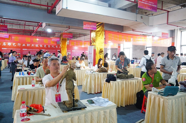 �����ֳ�