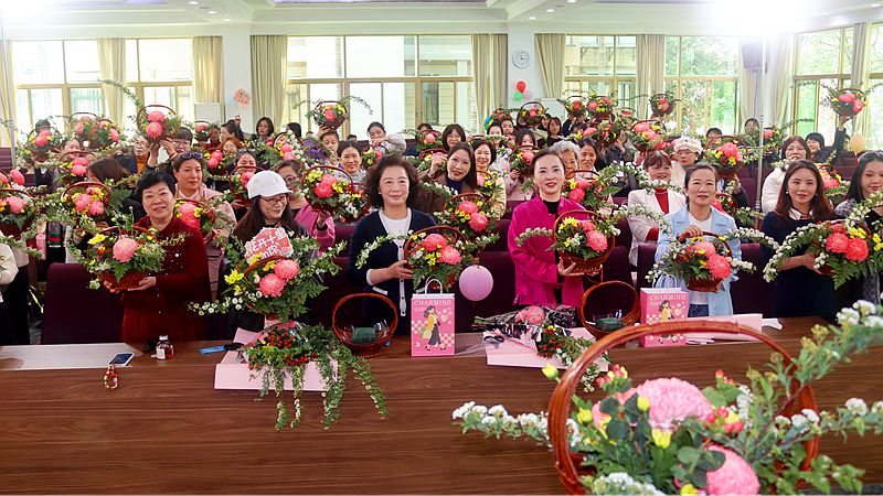 花美,人更美!湖里女台胞“花式”过节 花美,人更美!湖里女台胞“花式”过节
