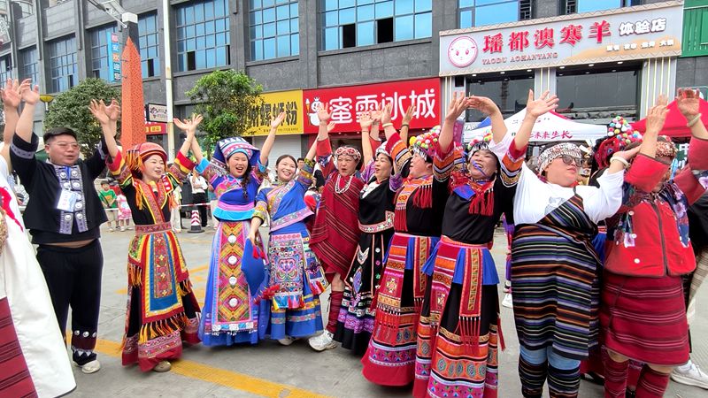台湾青年“趣河池” 行走间读懂大陆