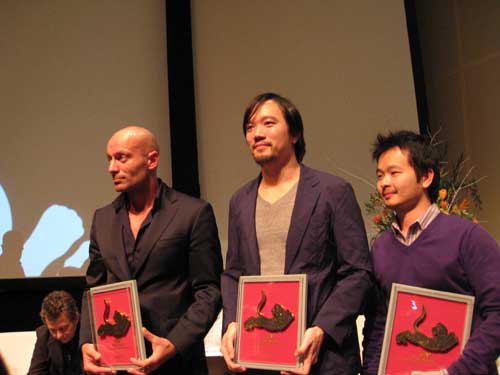 ����OMAR-SHARGAWI�����󣩣�ADITYA ASSARAT��̩����,���Ǵ�������ǣ�