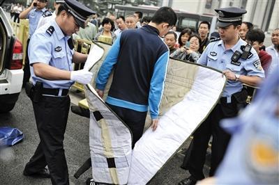 国庆天安门观看升旗超10万人 凌晨3时开放(图)