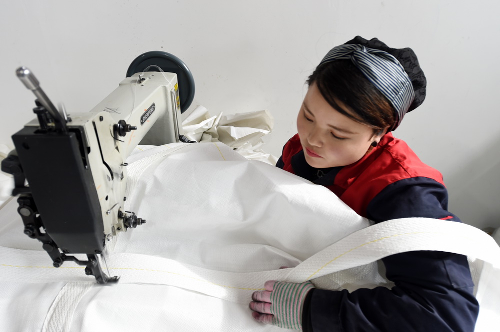 �ڶ����������ش����������ݴ��ƶ���䣬���ֺ�������װ����3��4���㣩��