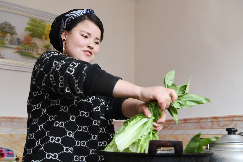 �ڶ����������ش����������ݴ���У����ֺ�ϴ��׼�����緹��3��4���㣩��