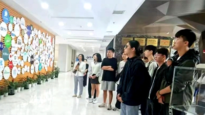 ̨��ѧ�����������������С� ���ܿƼ��������д�ͳ�Ļ�