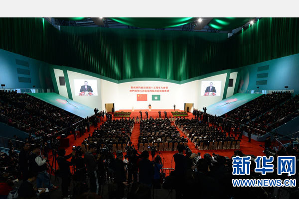 习近平出席庆祝澳门回归祖国15周年大会并发表重要讲话 习近平出席庆祝澳门回归祖国15周年大会并发表重要讲话