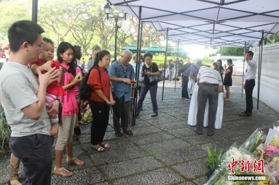 ���ҫ�����˵��¼��¹������ �����ŶӰ���