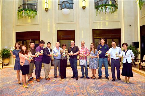 徐宁会见奥林匹克广播服务公司(OBS)考察团